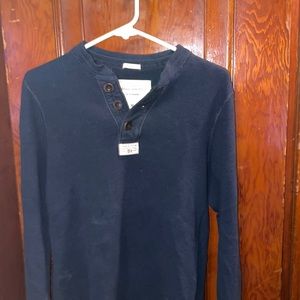 Medium Abercrombie and Fitch handcrafted apparel knit muscle style long sleeve